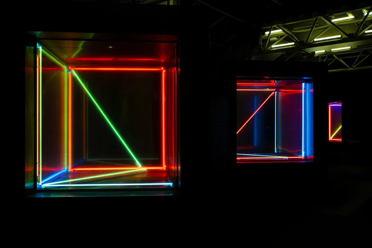 SHAPE - A linha da história foge à linha do tempo 1